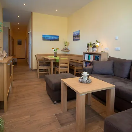 Blick Breitenberg Apartment *